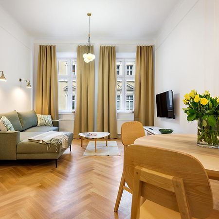 Tyzenhauz Suites Topolowa Cracovia Exterior foto
