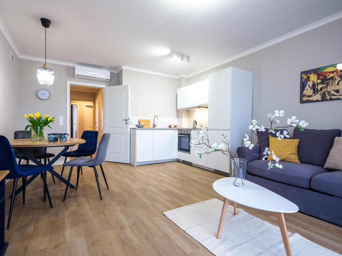 Tyzenhauz Suites Topolowa Cracovia Exterior foto